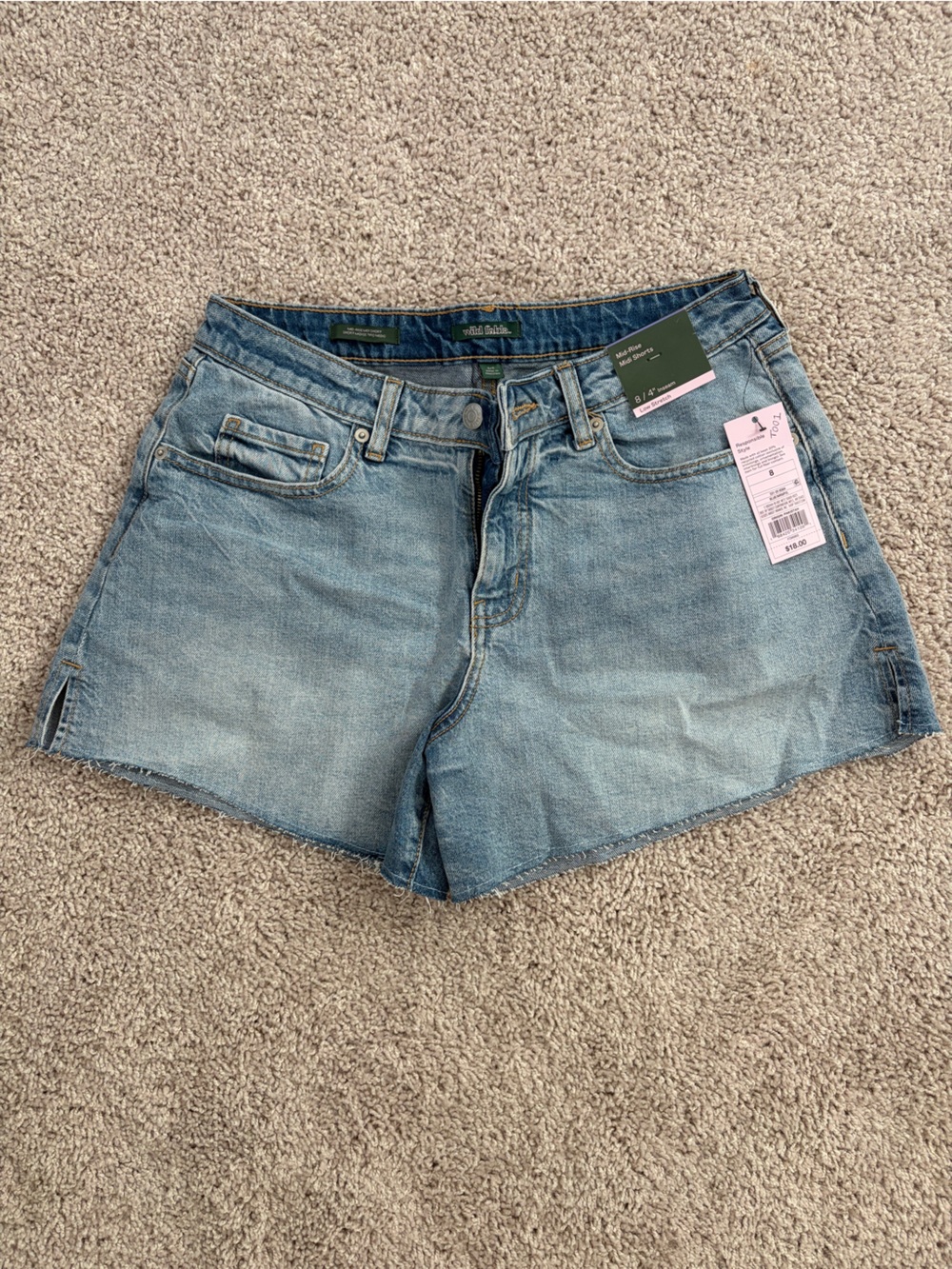 NWT Women's Pull-On Light Wash Jean Shorts - Wild Fable Mid Rise 8R